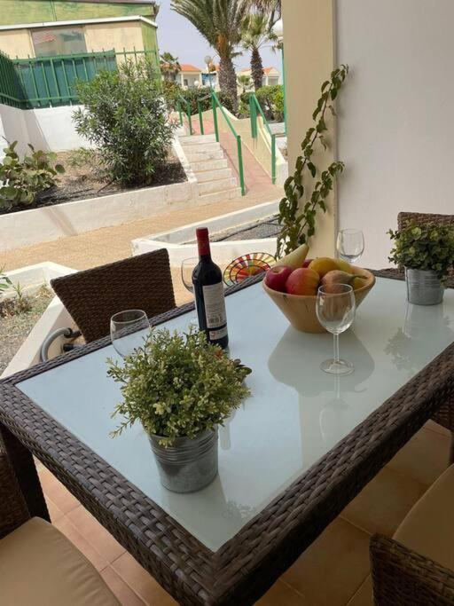 Puskas Apartman Costa De Antigua Exterior foto